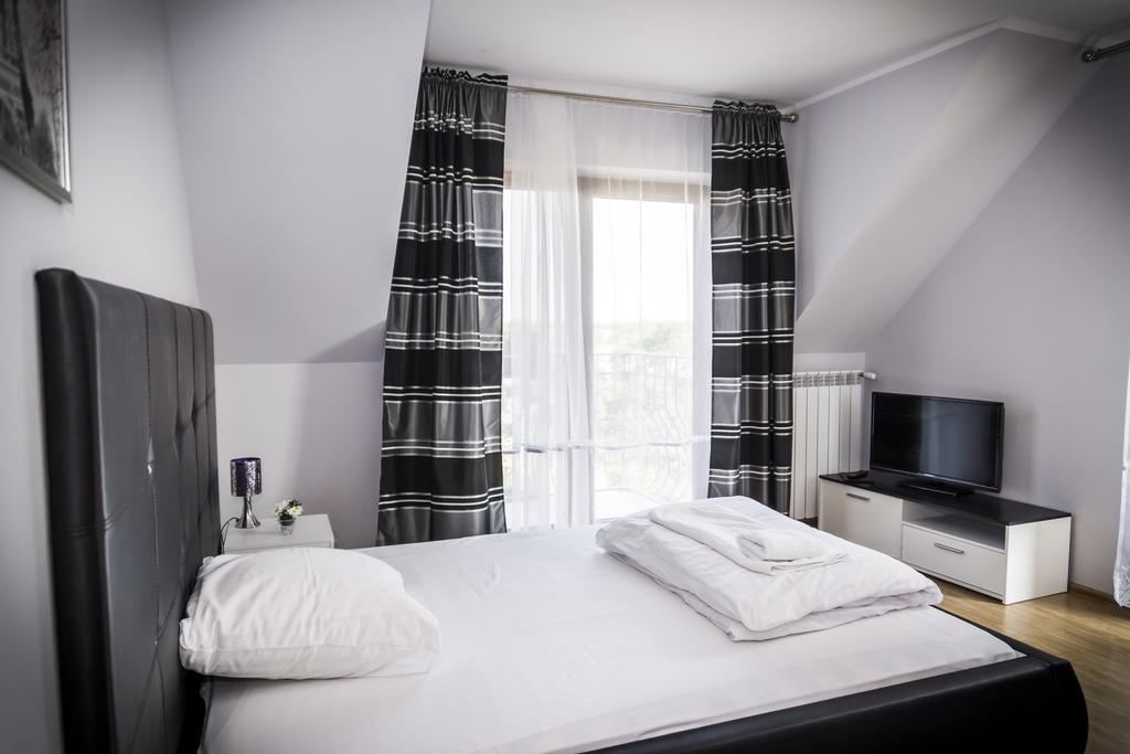 Double Room,174306066:JPEG